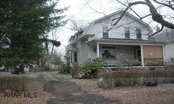 One block behind Car Circus. Nice level lot. Home needs repairs. Large level lot. Flood zone. One block behind Car Circus. Nice level lot. Home needsrepairs. Large level lot. Flood zone.
