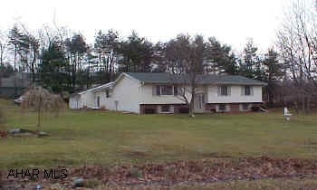 Janesville, PA Clearfield Co. Moshannon Valley Schools, Oil & coal, hot water heat, Immaculate bi-level with addition in 2000. Same neighborhood as Mountz Memorial Park which offers fishing, swimming, baseball,tennis,volleyball,basketball,and playground. Janesville, PA 16680 Clearfield Co. Moshannon Valley Schools, Oil and coal, hot water heat, Immaculate bi-level with addition in 2000. Same neighborhood as Mountz Memorial Park which offers fishing, swimming, baseball,tennis,volleyball,basketball,and playground. I-99 to Tyrone, take Rt 453 fo 12 mi at blinking light go straight, go 1/4-1/2 mi turn left on Veterans St go 2-3 blocks and turn left at VFW and Mountz Park sign - Home on left.  J-748