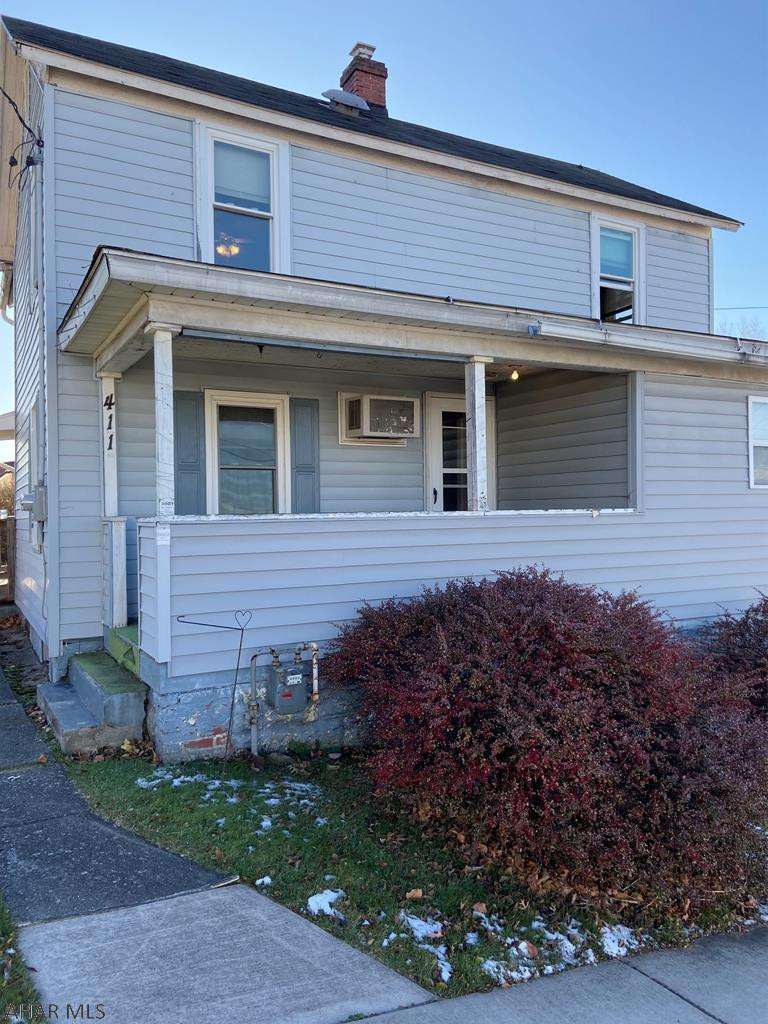 Cozy 3 bedroom, 2 bath, vinyl-sided home in the Boro.  Spacious living and dining rooms.  Kitchen is fully furnished.  Mostly newer carpet.  Tilt-in thermopane windows.  Spacious lot with several off street parking spaces.  Attic storage space.  Great starter home or home for an investor.