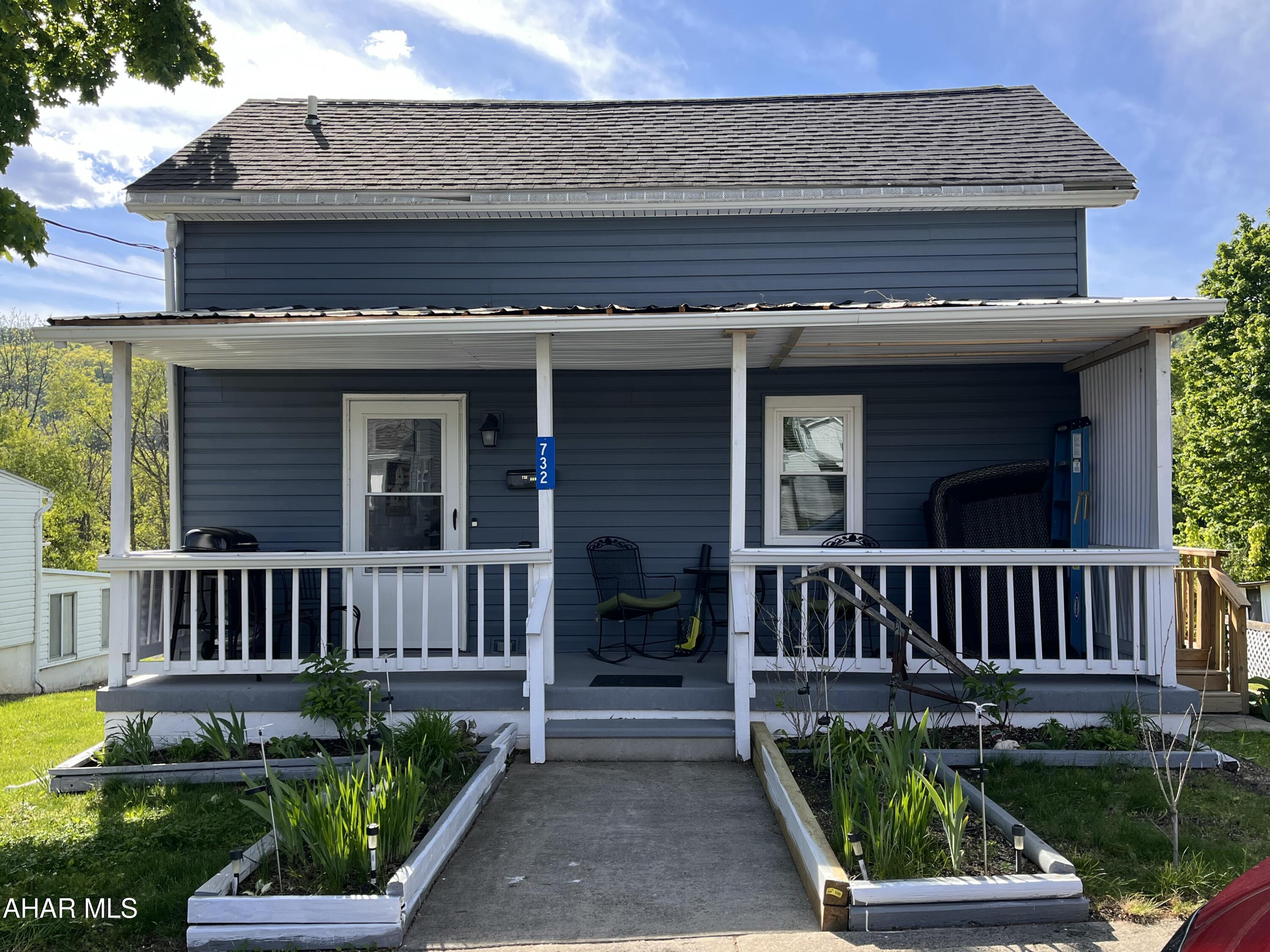 Welcome to 732 Sugar St., this charming 2 bed, 1 & 1/2 Bath is awaiting your arrival. With a new front porch and rear deck, it's a nice place to sit and watch the sun rise in the morning. Updated windows and new vinyl siding.  Step inside to an updated home with a large kitchen with ample of room to cook.  You have a 1/2 bath on the first level making for convenience. As you travel upstairs you will see that there are two different sets of steps on each side of the house.  On the second level you have two very spacious bedrooms and a full bath located in-between the two rooms. Book your showing to see this home while it's still available!