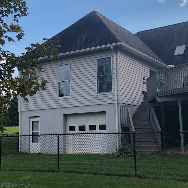 Lakewood Manor - Residential