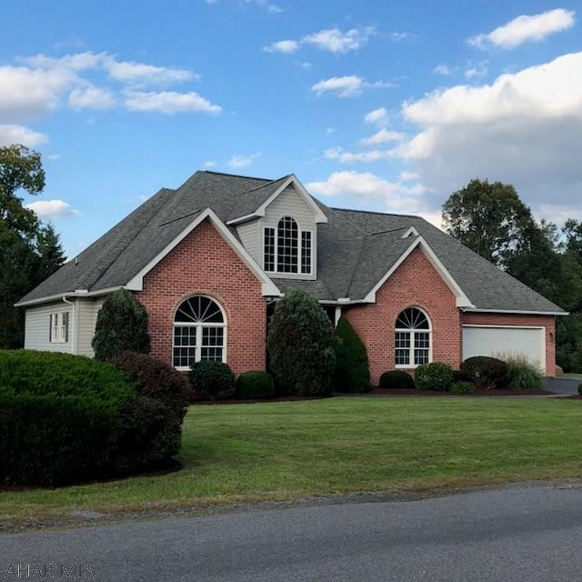 Lakewood Manor - Residential