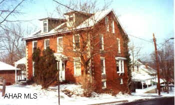 Currently a duplex. Could be a single family residence.