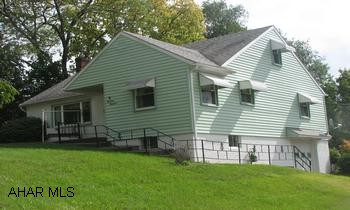 AGENT IS RELATED TO SELLER. ATTIC COULD BE FINISHED FOR A THIRD BEDROOM. AGENT IS RELATED TO SELLER. ATTIC COULD BE FINISHED FOR A THIRD BEDROOM.