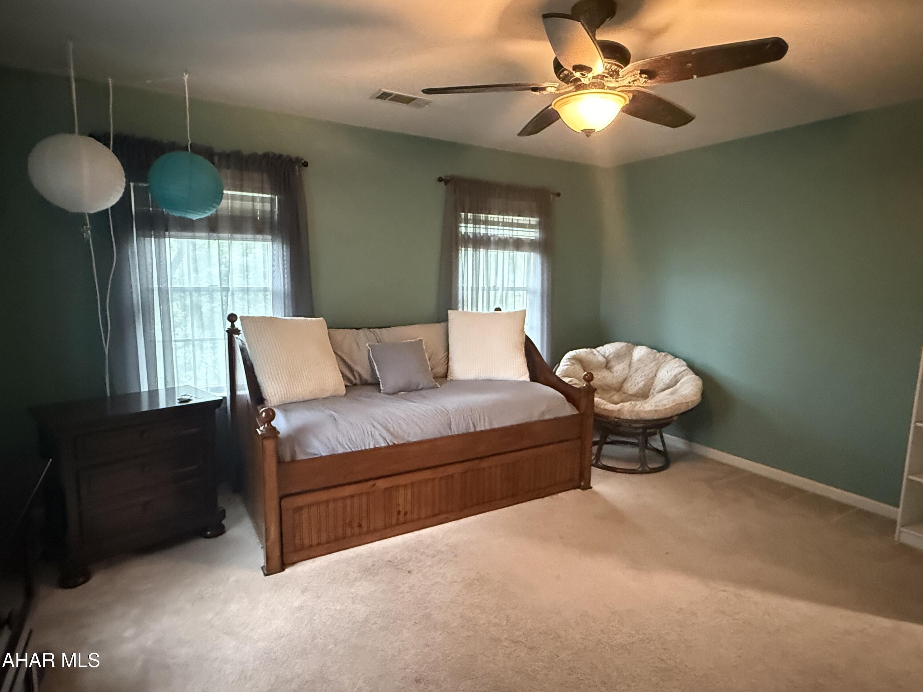 Hickory Hills - Residential
