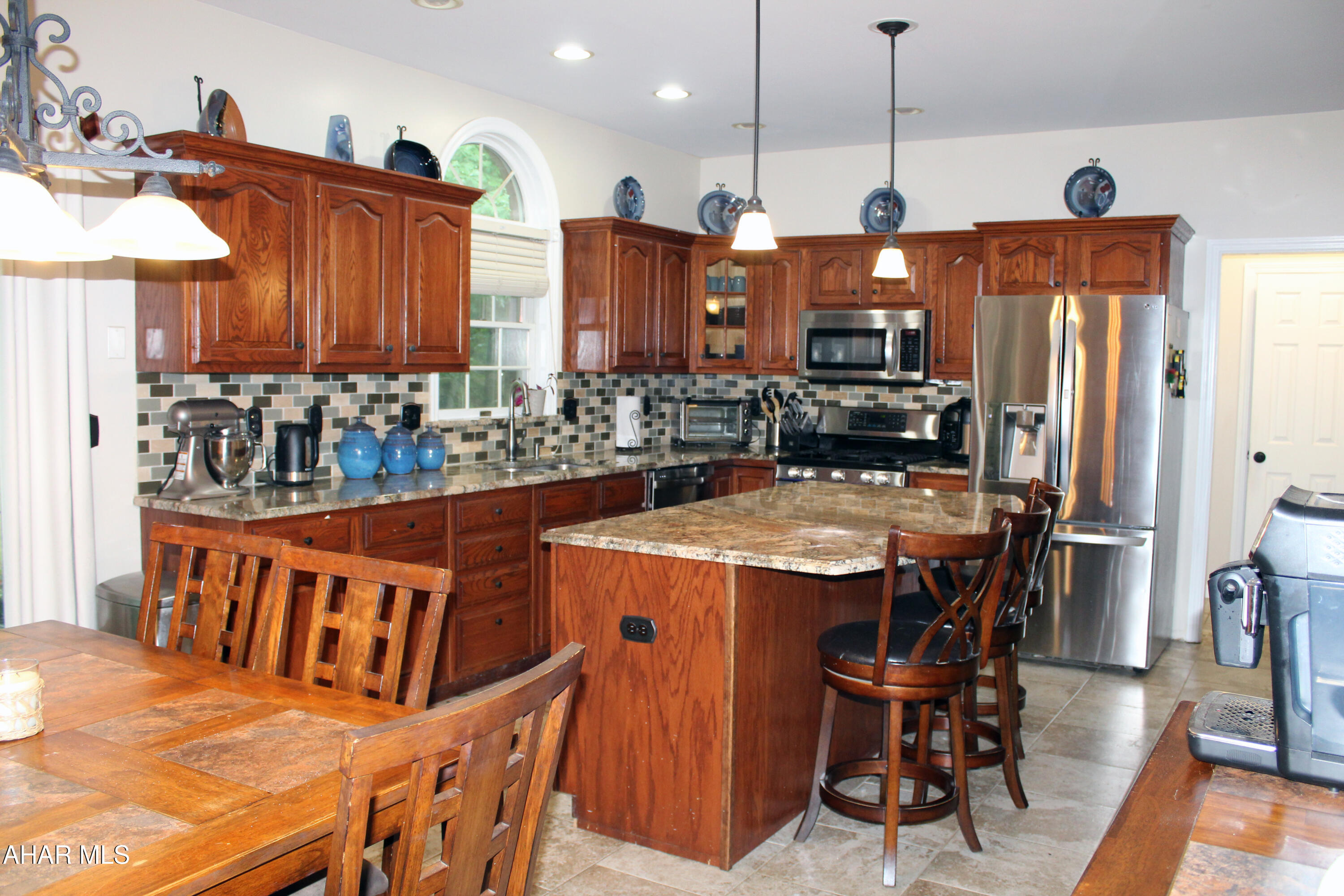 Hickory Hills - Residential