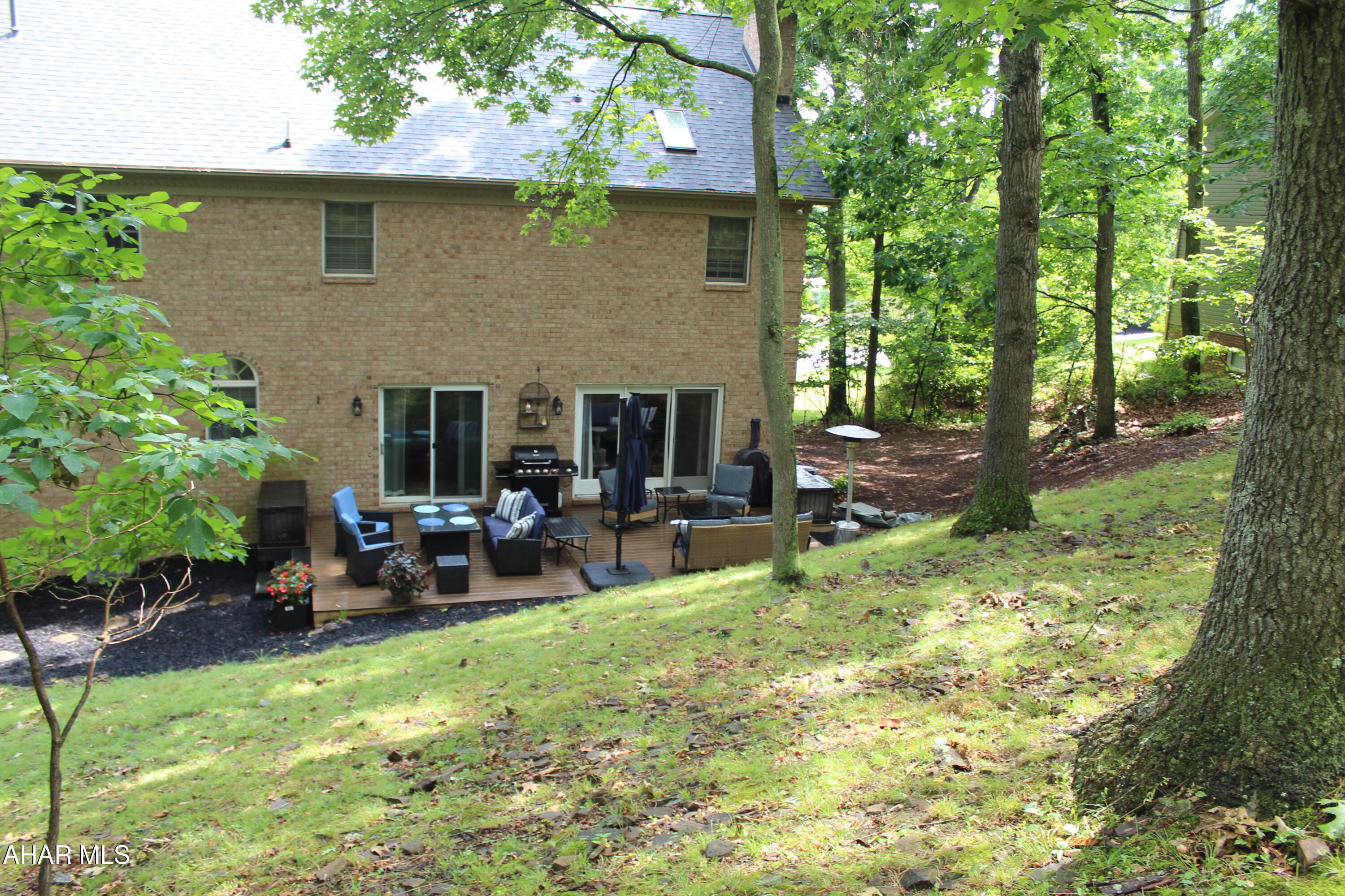 Hickory Hills - Residential