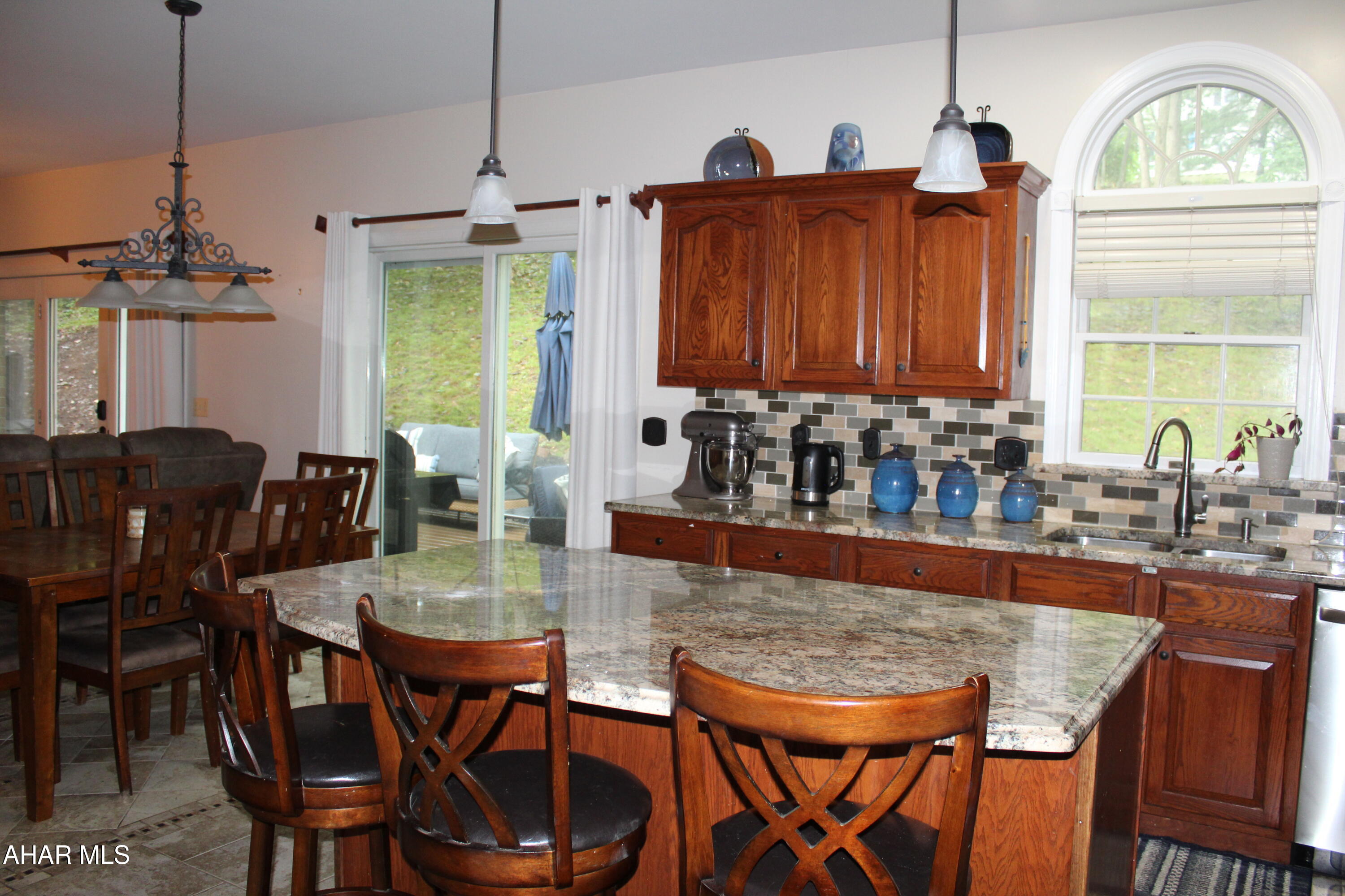 Hickory Hills - Residential