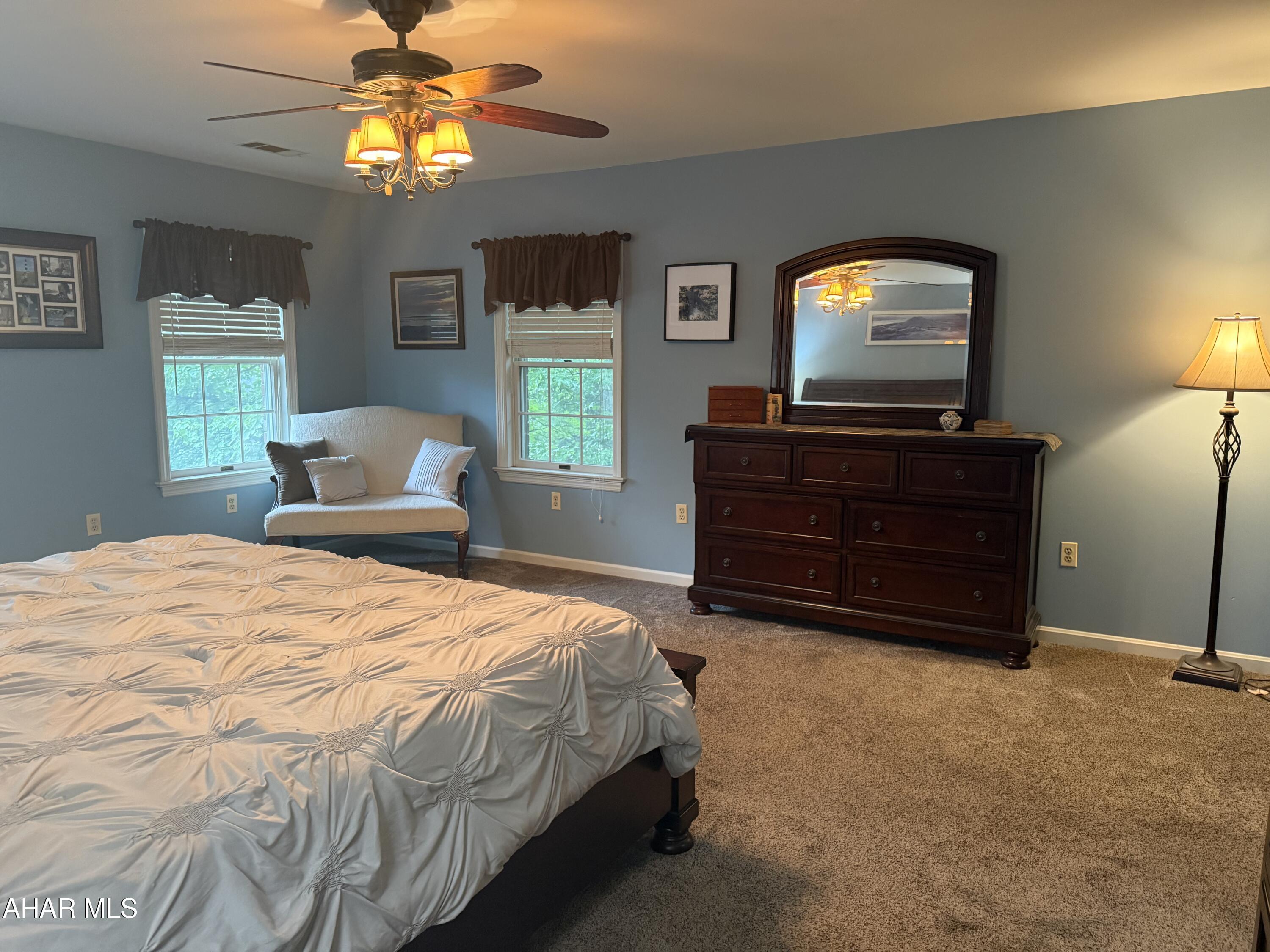 Hickory Hills - Residential
