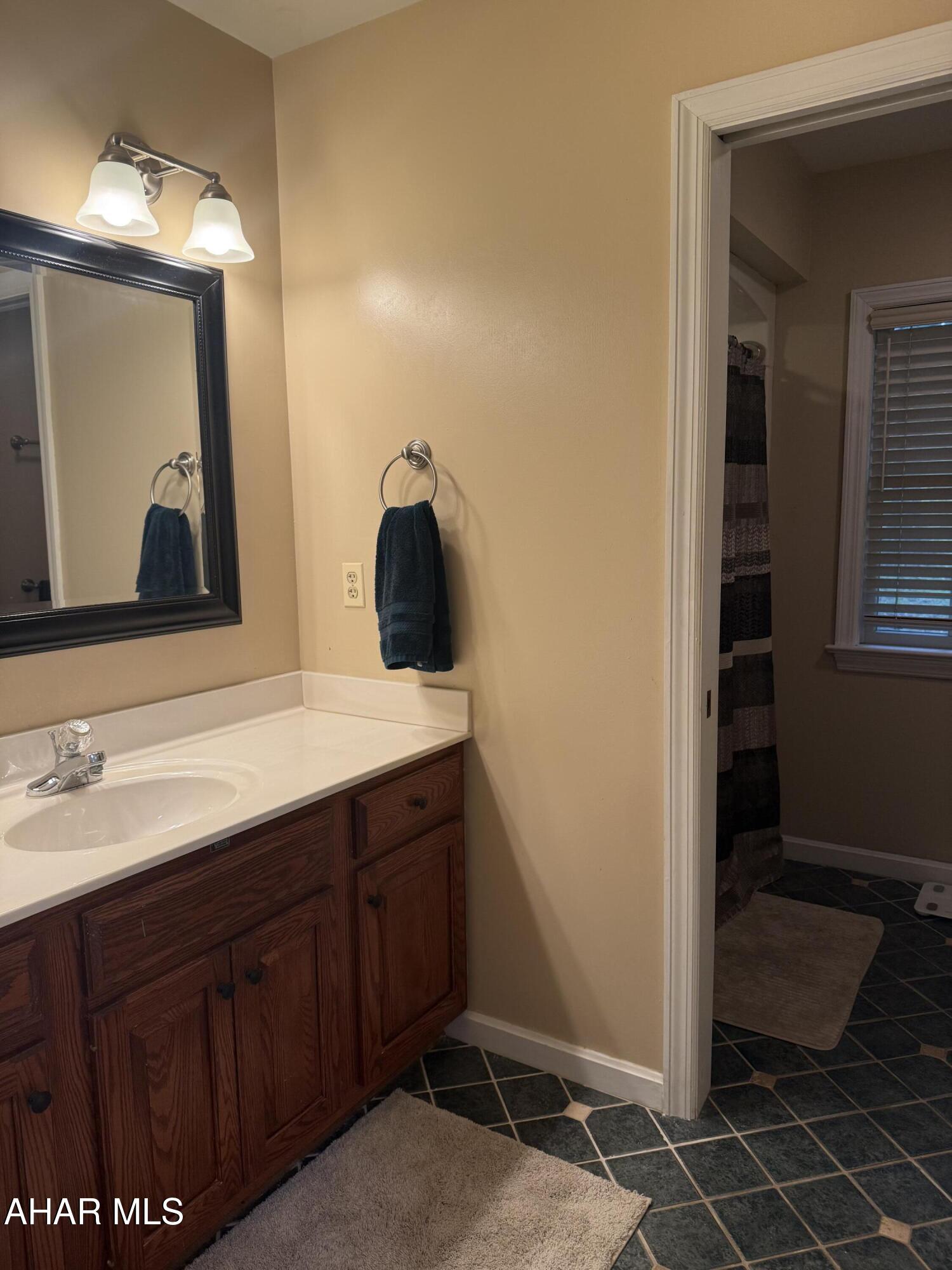 Hickory Hills - Residential