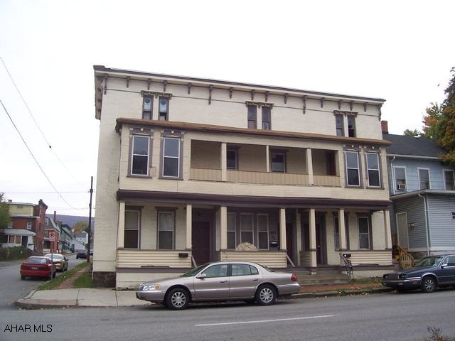 This 5 unit apartment building has a totally refurbished 2 bedroom apt. upstairs that should rent for 575 (See pictures).  There is a 3-BR apartment upstairs that needs to be refurbished.  The 1st floor has a refurbished apt. that should rent for $500.  There is also a one bedroom apt. that is occupied and rents for $380.  There is a 2 BR apt. that will be vacant soon.  The seller will replace the carpeting and have it cleaned.  It should rent for $440/month.