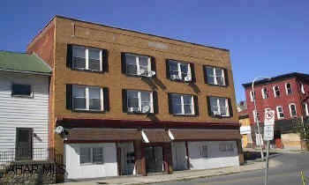 Nice 6 unit Brick Unit - 2 BR each, separate utilities Nice 6 unit Brick Unit - 2 BR each, separate utilities. Tenant pays all Utilities except for Water, Sewer and Trash