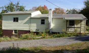 LOCATION, LOCATION, LOCATION! SURVEY AVAILABLE FOR THIS 1/2+ ACRE!  GARAGE NOT ON PROPERTY. VERY PRIVATE, WOODED & SECLUDED NEAR CAMPUS! SOLD "AS IS". PLEASE CONTACT LISTING AGENT BEFORE WRITING OFFER. LOCATION, LOCATION, LOCATION! SURVEY AVAILABLE FOR THIS 1/2+ ACRE! GARAGE NOT ON PROPERTY. VERY PRIVATE WOODED & SECLUDED NEAR CAMPUS! SOLD "AS IS". PLEASE CONTACT LISTING AGENT BEFORE WRITING OFFER.
