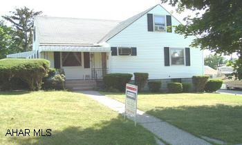 CAPE COD IN POPULAR GARDEN HEIGHTS. NEW OAK KIT. W/ EATING AREA, FORMAL DINING, 2 BR & BA ON MAIN FLR. BR & 1/2 BA ON SECOND LEVEL. FINISHABLE WALK-OUT BASEMENT, OVERSIZE GARAGE. AMPLE CLOSETS, PLASTER WALLS. CAPE COD IN POPULAR GARDEN HEIGHTS. NEW OAK KIT. W/ EATING AREA, FORMAL DINING, 2 BR & BA ON MAIN FLR. BR & 1/2 BA ON SECOND LEVEL. FINISHABLE WALK-OUT BASEMENT, OVERSIZE GARAGE. AMPLE CLOSETS, PLASTER WALLS.