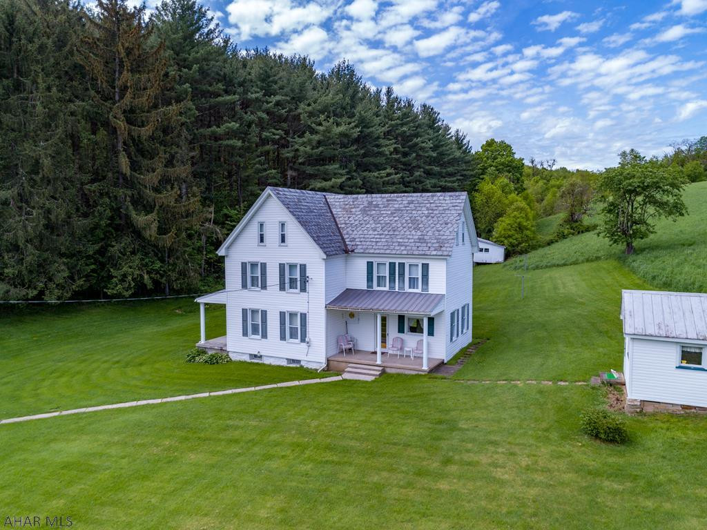 What an amazing opportunity to purchase your own retreat!  This property would be ideal for horses, beef, or as a hunting getaway.  Wildlife is abundant on this beautiful farm located at the end of Hileman Hollow Road.  Beautiful views and a tranquil setting add to the appeal.  The home has been impeccably maintained.  This 215-acre property has been owned by one family for generations. View the drone video to experience the beauty here.   Be sure to view the video of this great property!   https://www.youtube.com/watch?v=N--wTaV4I7k   Approximately $250,000+/- timber value.