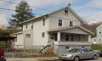 Modern kit & bath.  Newer furnace & wiring.  Some newer insulated windows.Large rooms.  House did not pass pressure test.  Seller selling "AS IS". Modern Kit & Bath.  Newer furnace & wiring.  Some newer insulated windows.  Large rooms.  House did not pass pressure test.  Seller selling "AS IS"