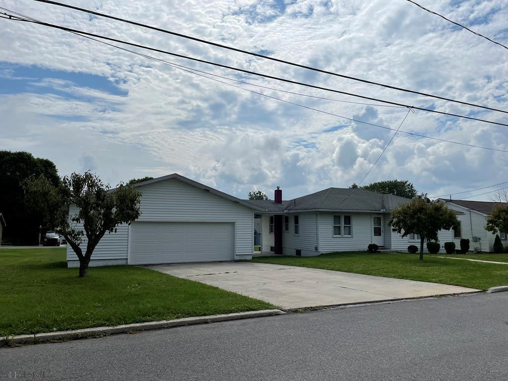 If you are looking for a ranch house on double flat lot, this one in Sankertown Borough might be the one for you.  This home has 3 bedrooms and 2 bathrooms. Kitchen has an area for a table and chairs, house has hardwood floors throughout. Bedrooms all have nice sized closets for storage. Newer furnace, brand new hot water heater. Oversized two car garage. Sewer lateral will be replaced before closing. Call today!