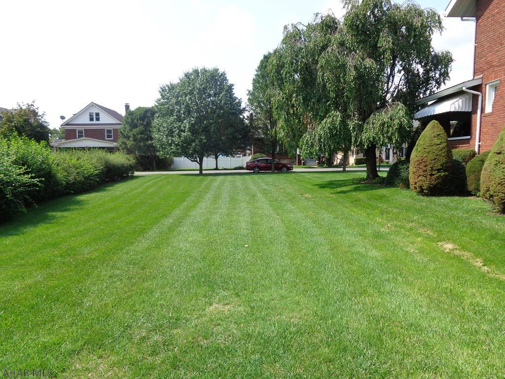 Llyswen - Residential