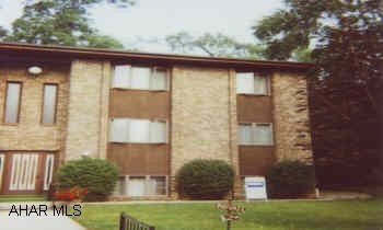 Penn Terrace condo in mint condition. $90.00 condo fee includes w & s, lawn, trash removal, ins on bldg.  No pets.