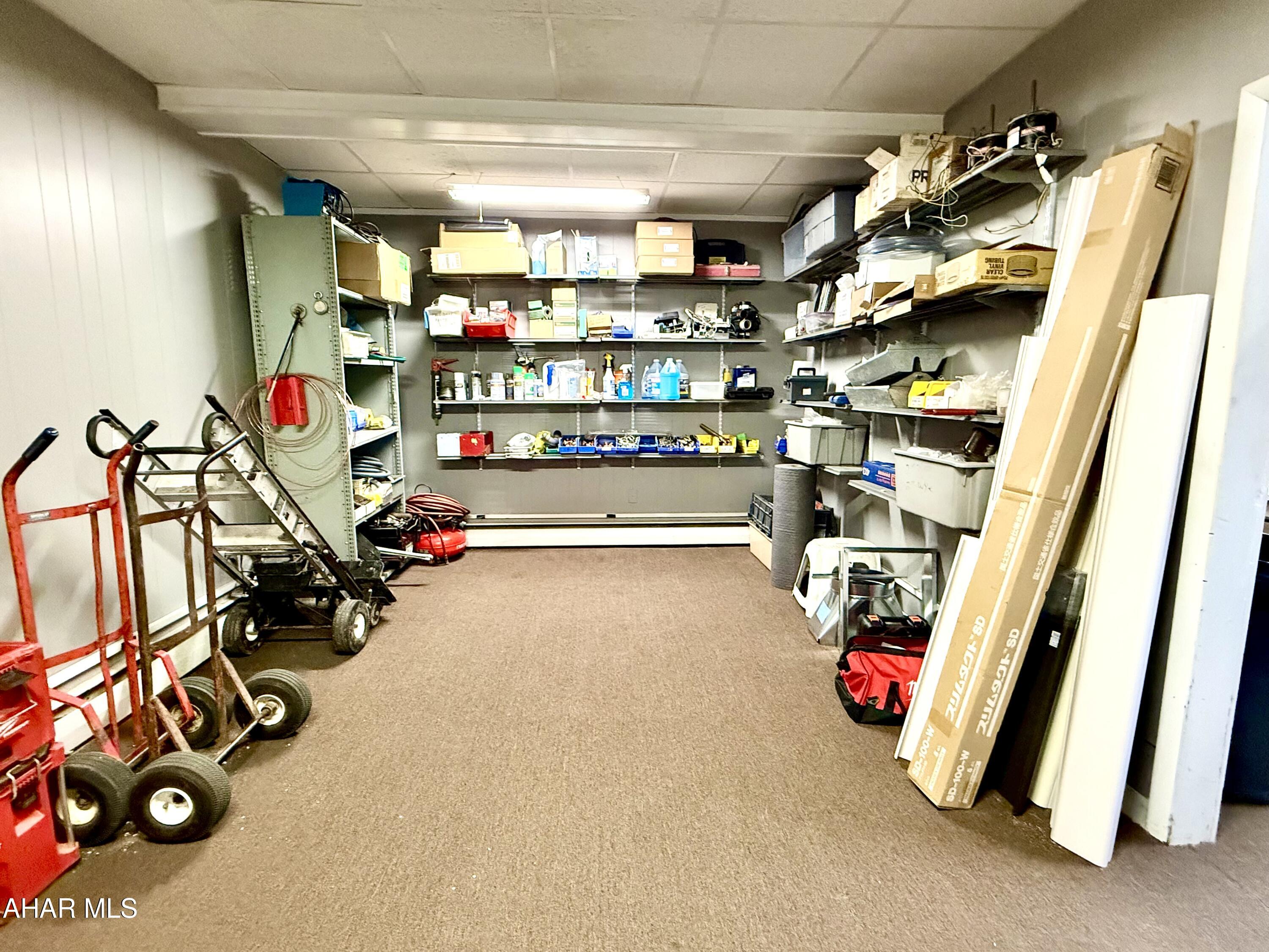 East End - Commercial Lease