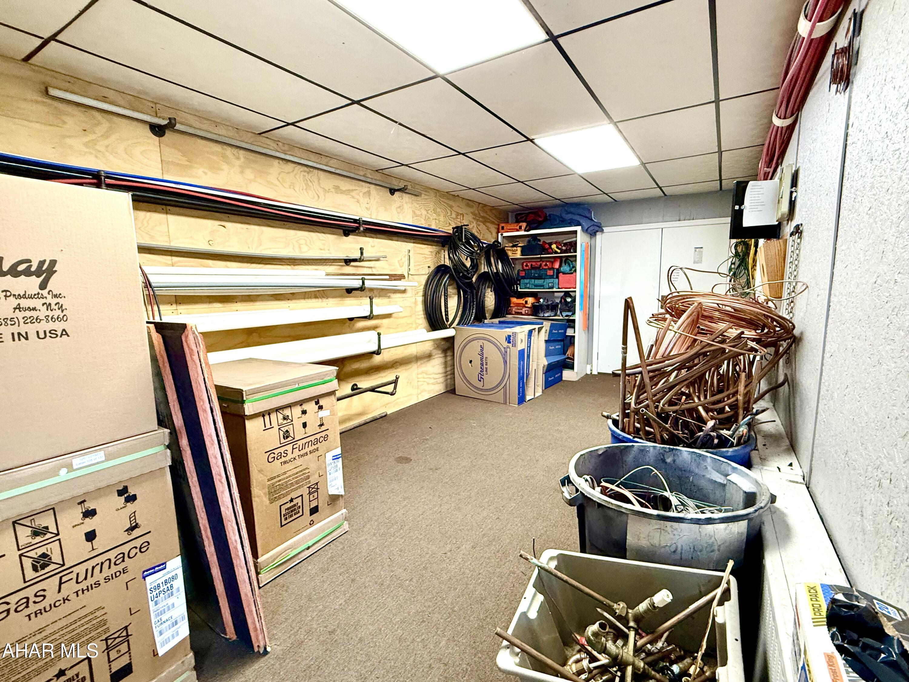 East End - Commercial Lease