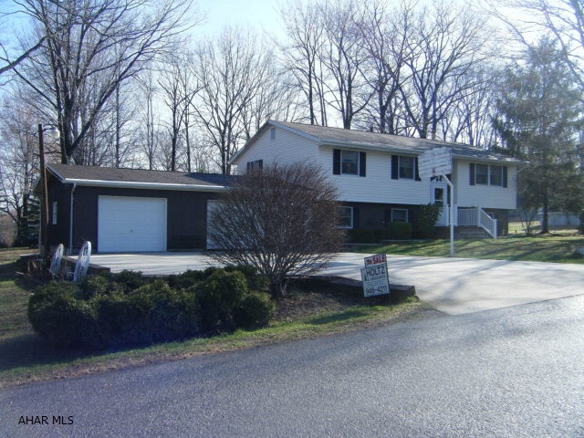Opportunity to update/renovate as you wish. The interior is mostly 1980 with a few updates. Complete painting would do a lot. Add some carpeting and you have a comfortable home in a nice neighborhood.