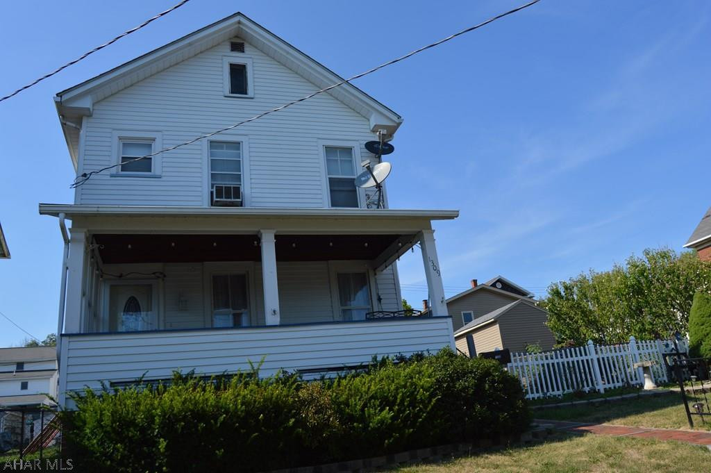 Couldn't ask for a more perfect location in the heart of Hollidaysburg! 3 bedroom & 1 bath. Patio in the back with a convenientfenced in yard. Detached 2 car garage.