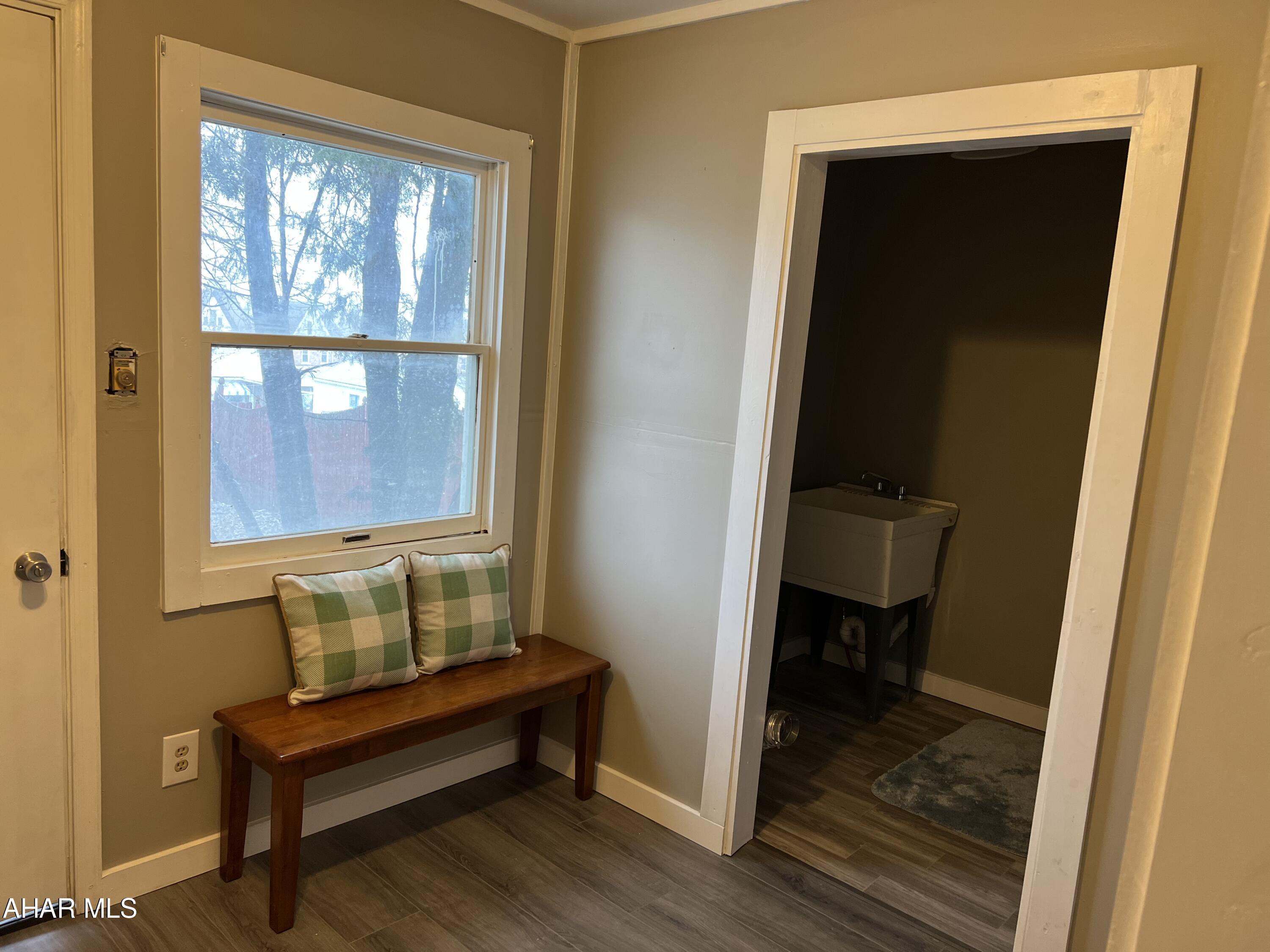Juniata - Residential