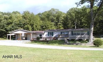3 bedroom doublewide on 10.13 acres. 3 bedroom doublewide on 10.13 acres.