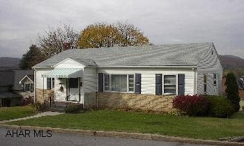 Attractive 1 story home with updates on a 75x120 lot. Hardwood floors and a newer roof.