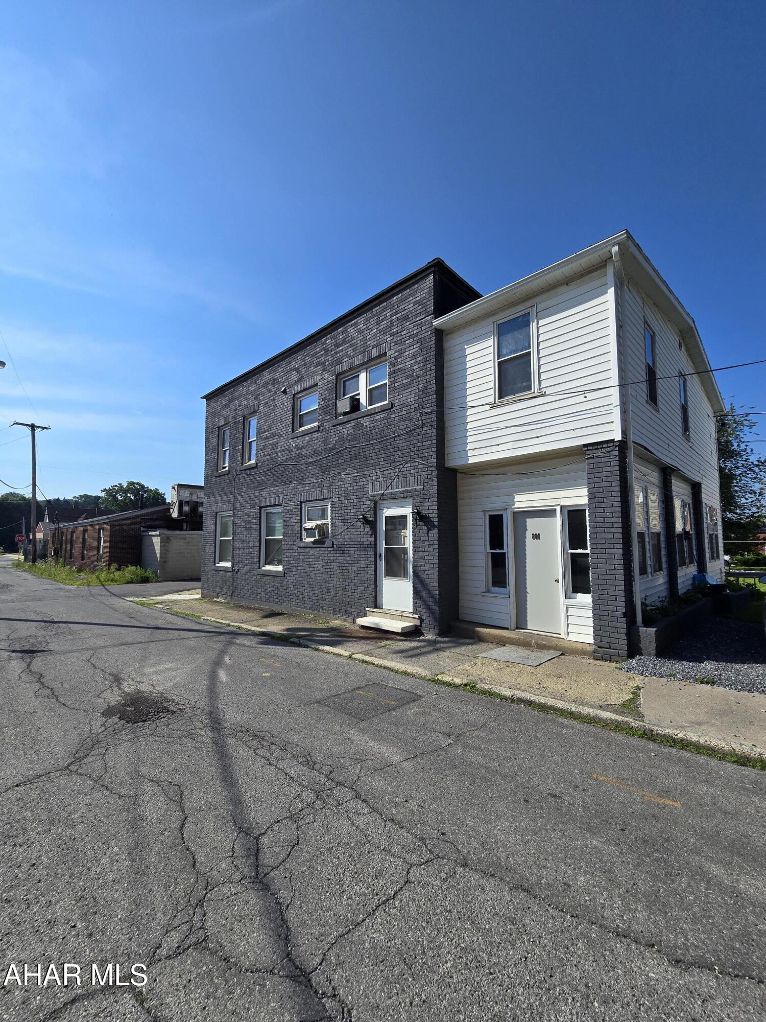 Fully rented 4-unit property. Updated exterior paint. Each unit is currently occupied, offering immediate rental income. The building has been well maintained and presents a great opportunity for investors looking for a move-in-ready property with consistent tenancy. Private yard with a shed!