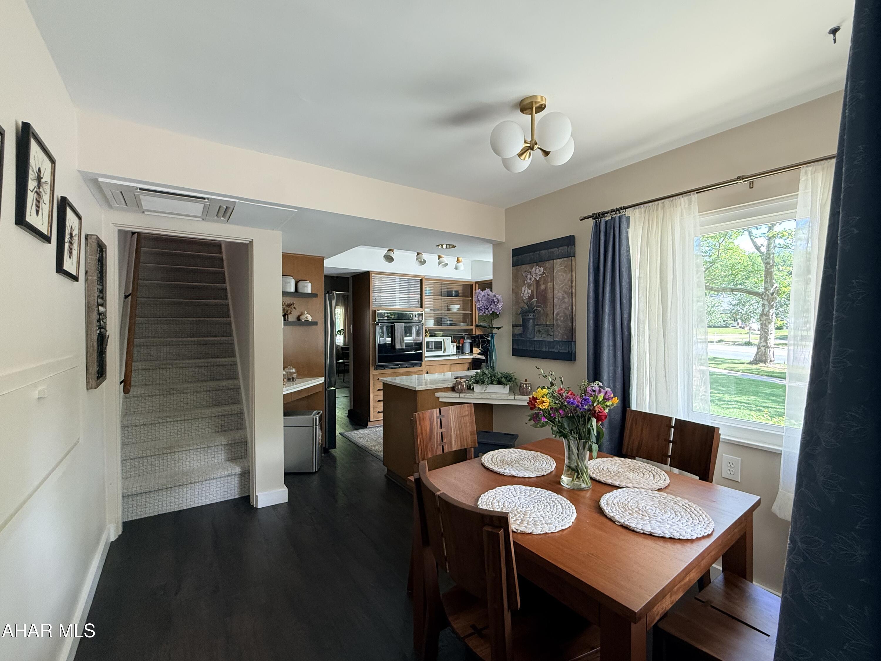 Mansion Park - Residential