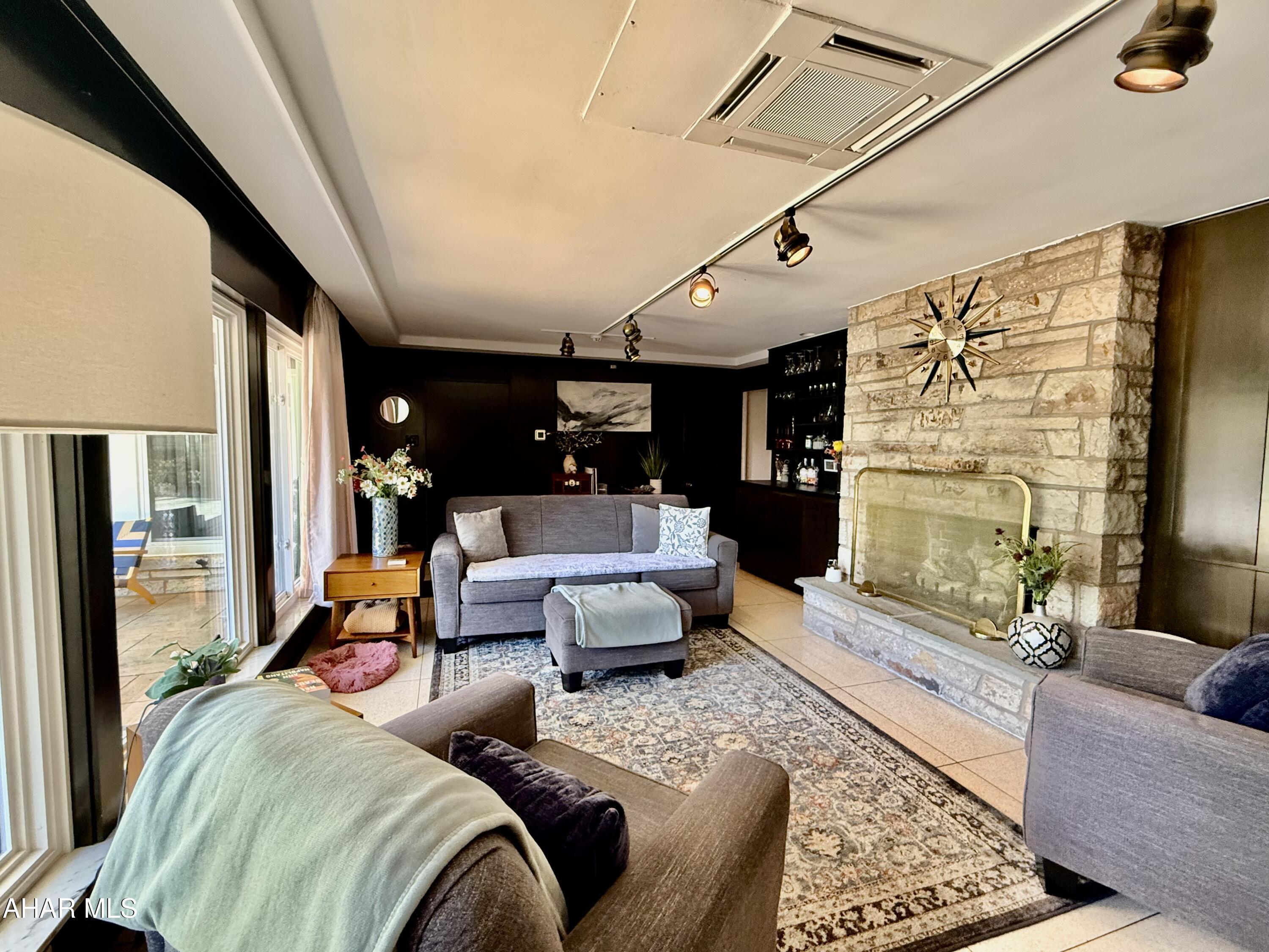 Mansion Park - Residential