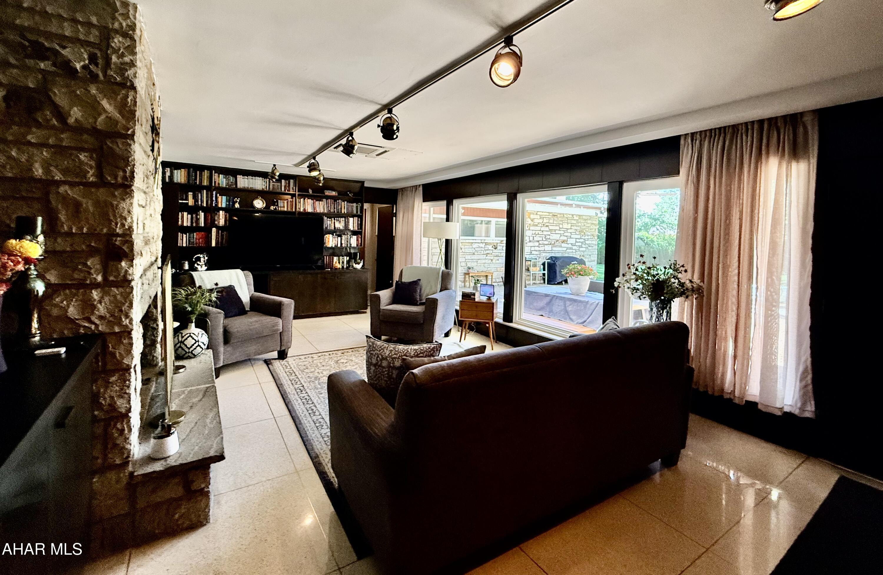 Mansion Park - Residential