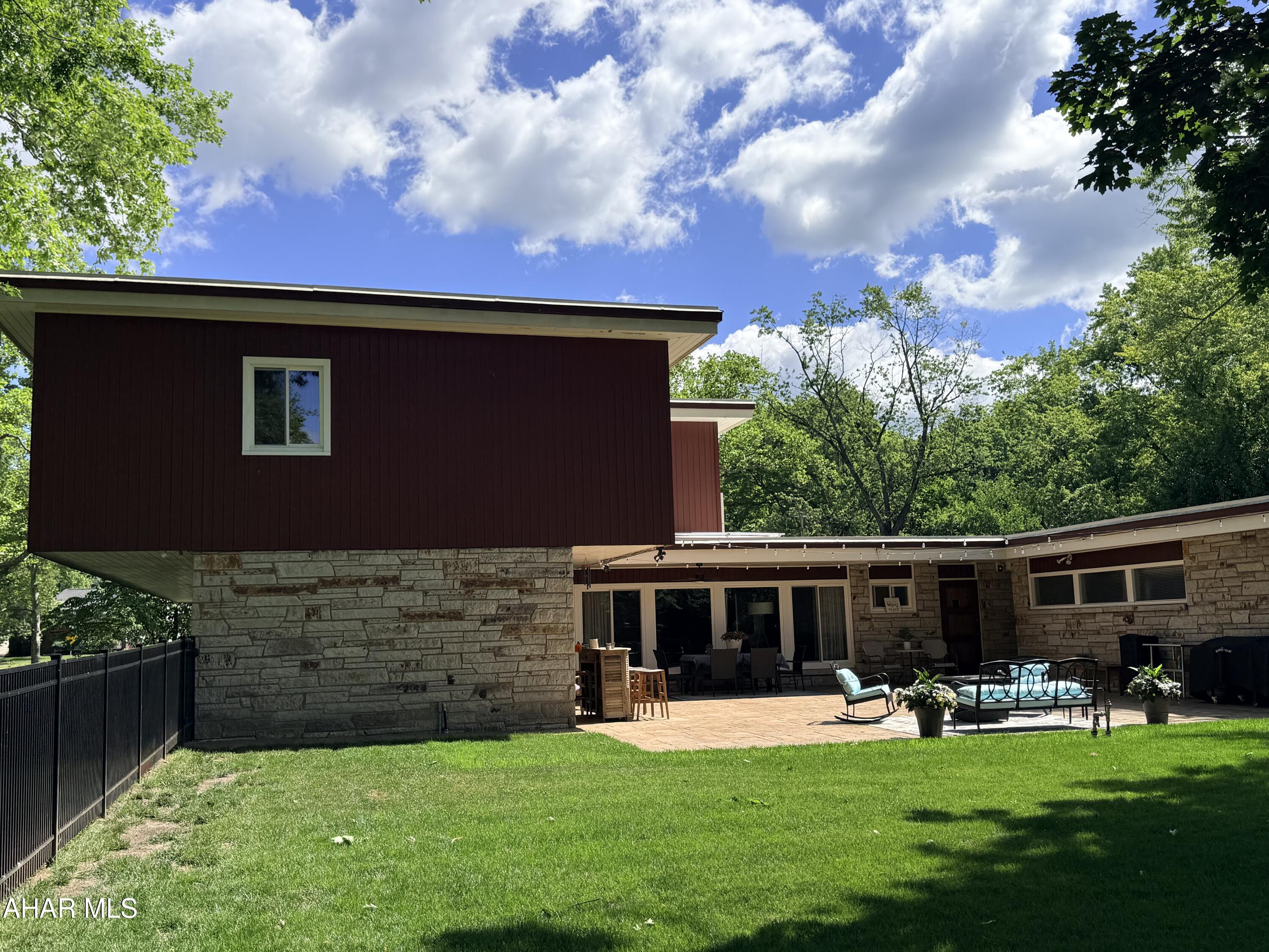 Mansion Park - Residential