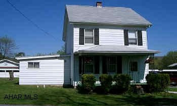2 STORY HOME ON 150X120 LOT. REIGHTOWN AREA AT BELLWOOD; 1ST FLR MASTER BEDROOM WITH BATH, 1ST FLR LAUNDRY, 2 CAR GARAGE WITH EXTRA STORAGE, 2 CAR CARPORT, LARGE KITCHEN, FORMAL DINING ROOM, ENCLOSED PORCH.