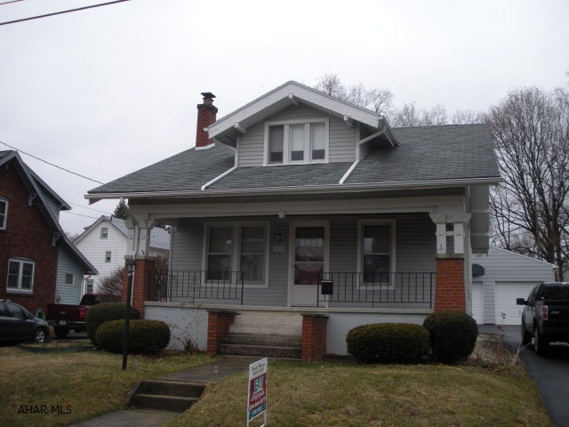 California Avenue 3 bedroom, 2 bath home on 60X120 lot with 2 car detached garage, vinyl exterior.  New boiler, updated 100 amp panel box.  1 bed & 1 bath on main floor, covered porch.  Nice home, great location. Just minutes to shopping and I99 Access.