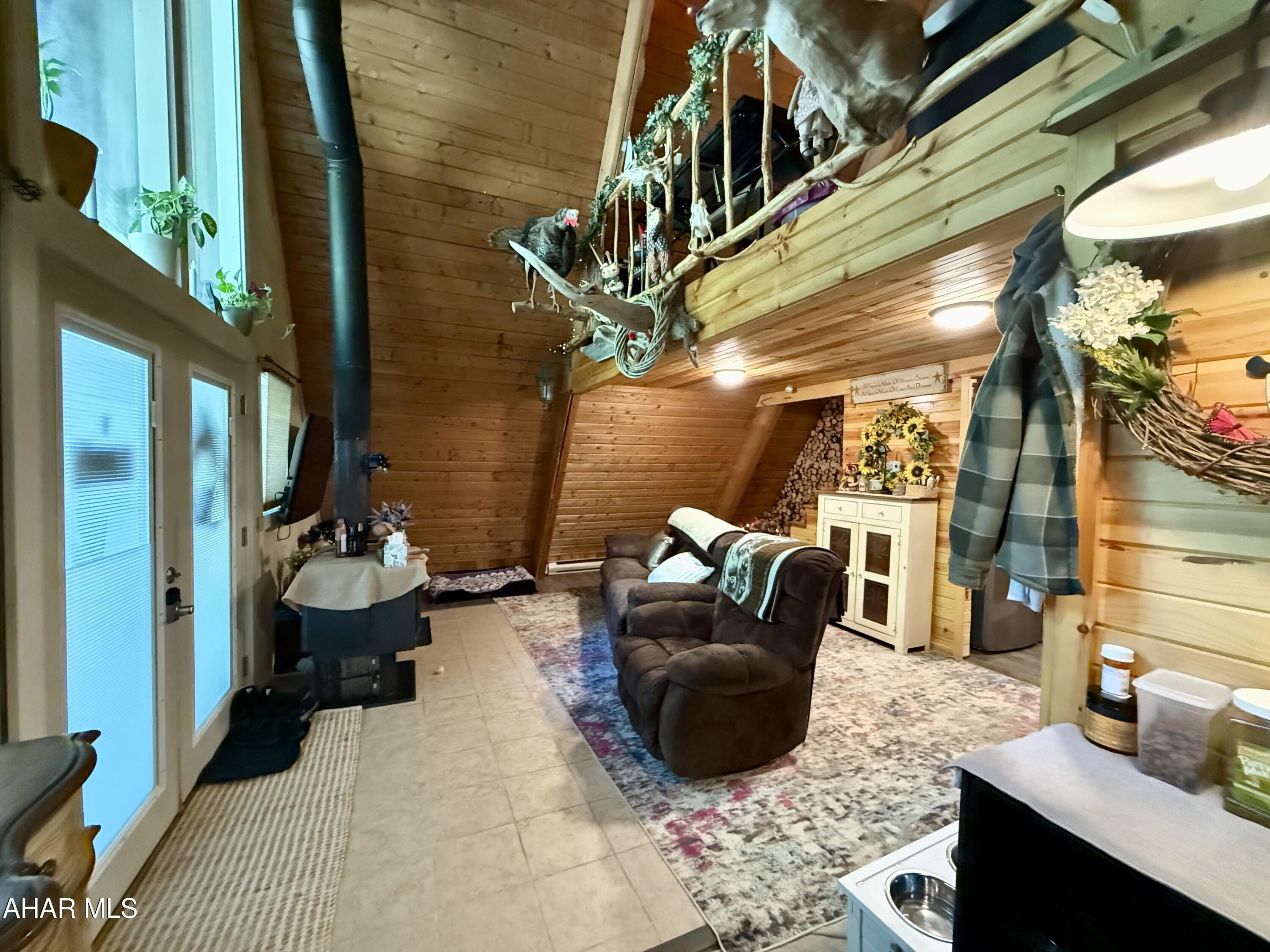 Glendale Yearound - Residential