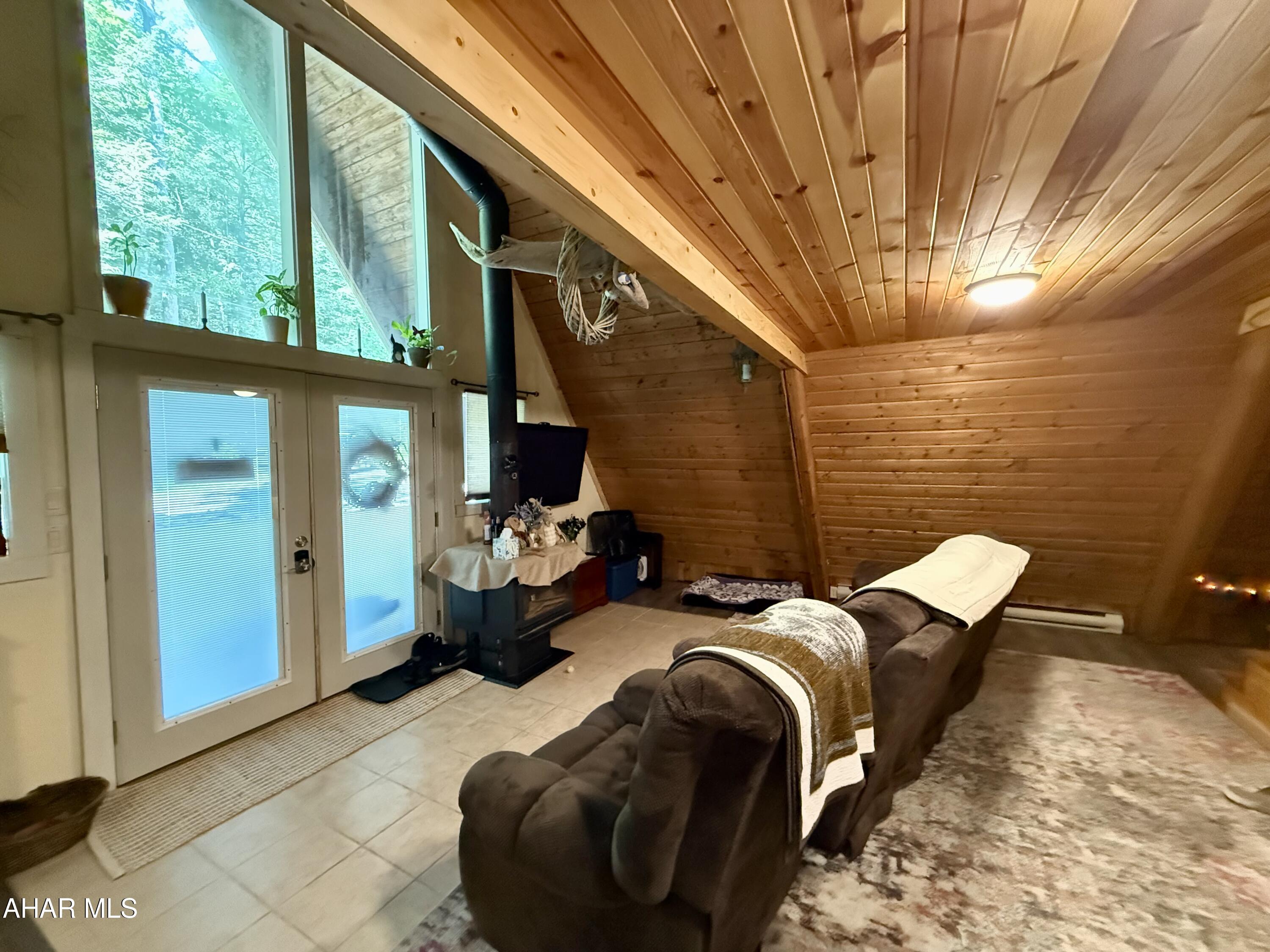 Glendale Yearound - Residential