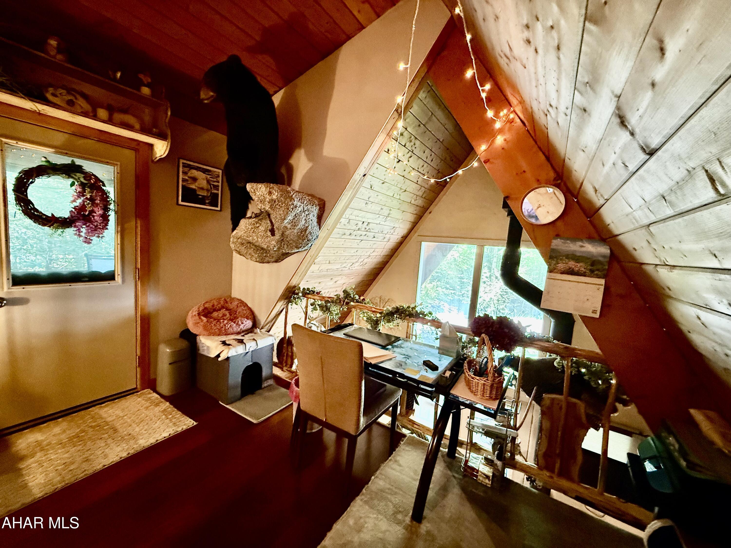 Glendale Yearound - Residential