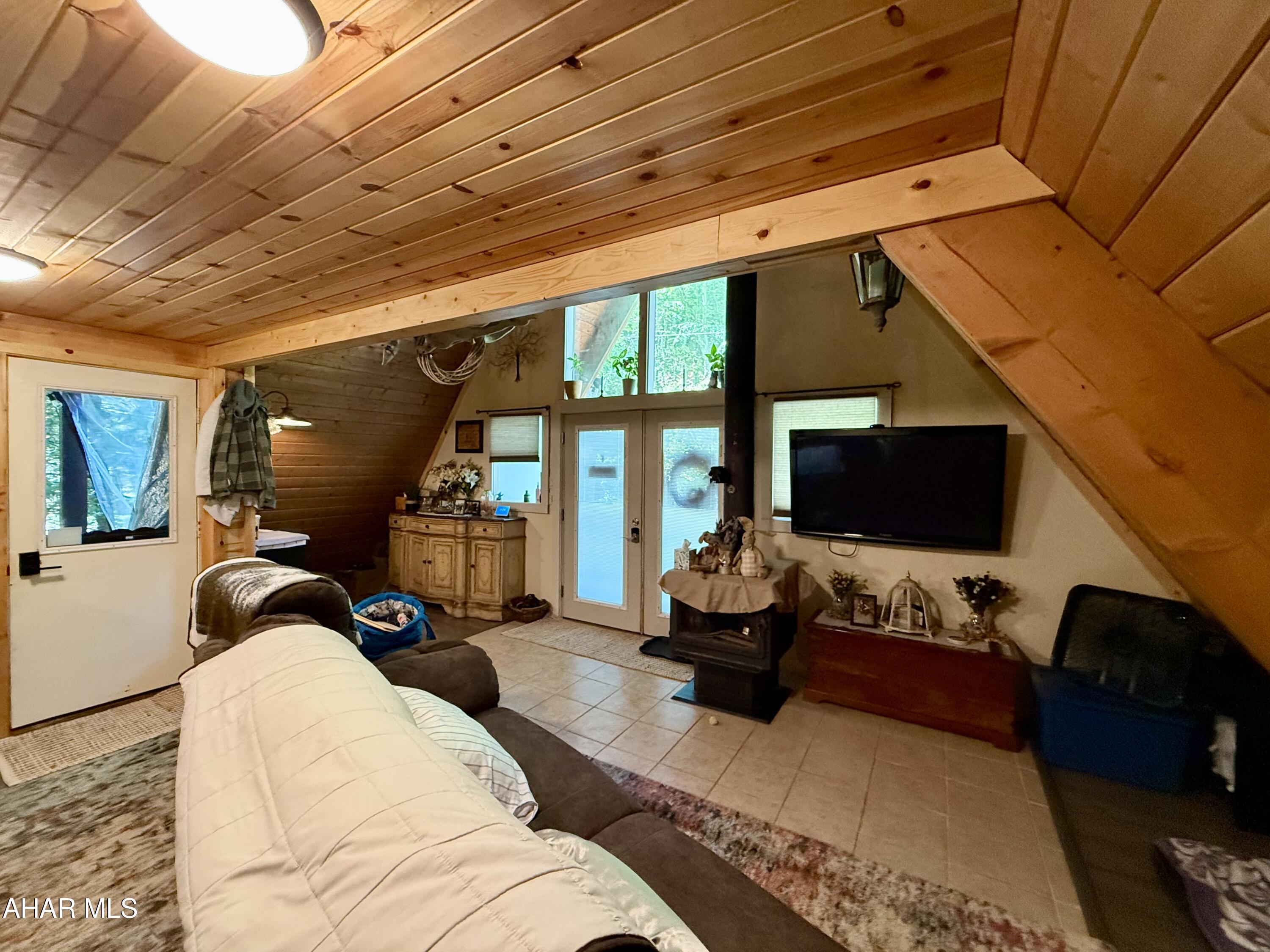Glendale Yearound - Residential