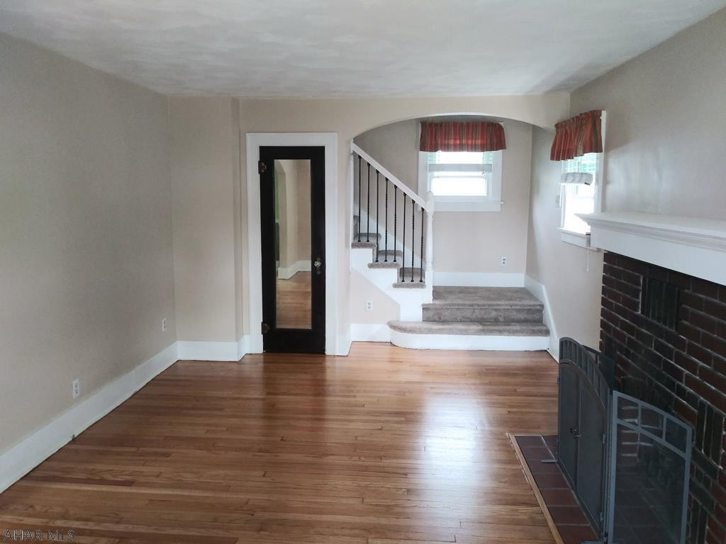 Juniata - Residential
