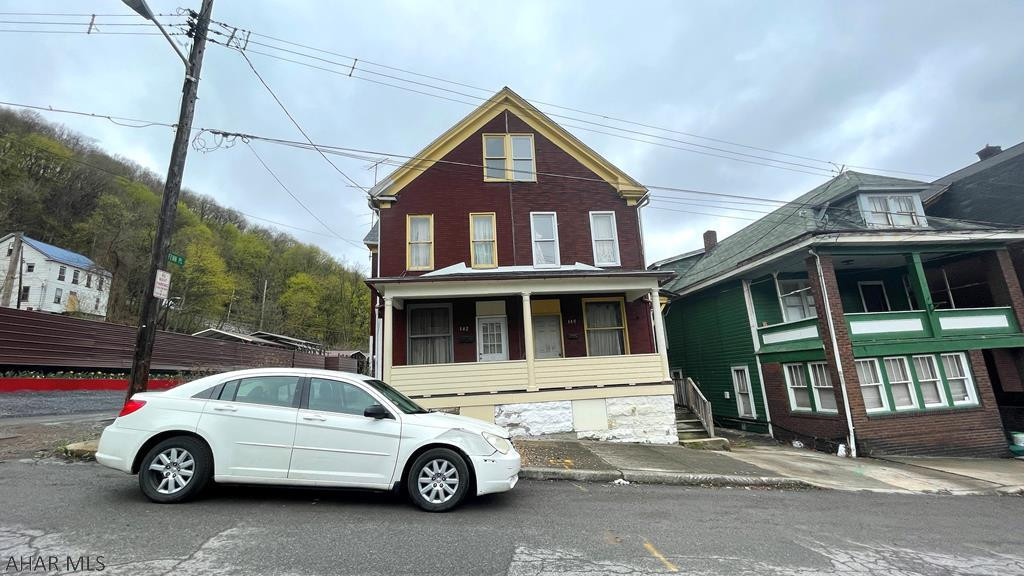 Come tour this 2- Unit property with separate utilities. Property features 3 bedrooms and 1 full bath per each unit with separate living room and kitchen. There is a one car detached garage that is being separately rented out. Long term tenants for both units. *No interior pictures due to tenants occupying both units