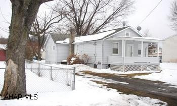 HOLLIDAYSBURG BOROUGH-VERY DESIRABLE AREA-THIS PROPERTY IS ONE OF THREE IN AN INVESTMENT OPPORTUNITY. HOLLIDAYSBURG BOROUGH-VERY DESIRABLE AREA-THIS PROPERTY IS ONE OF THREE IN AN INVESTMENT OPPORTUNITY.