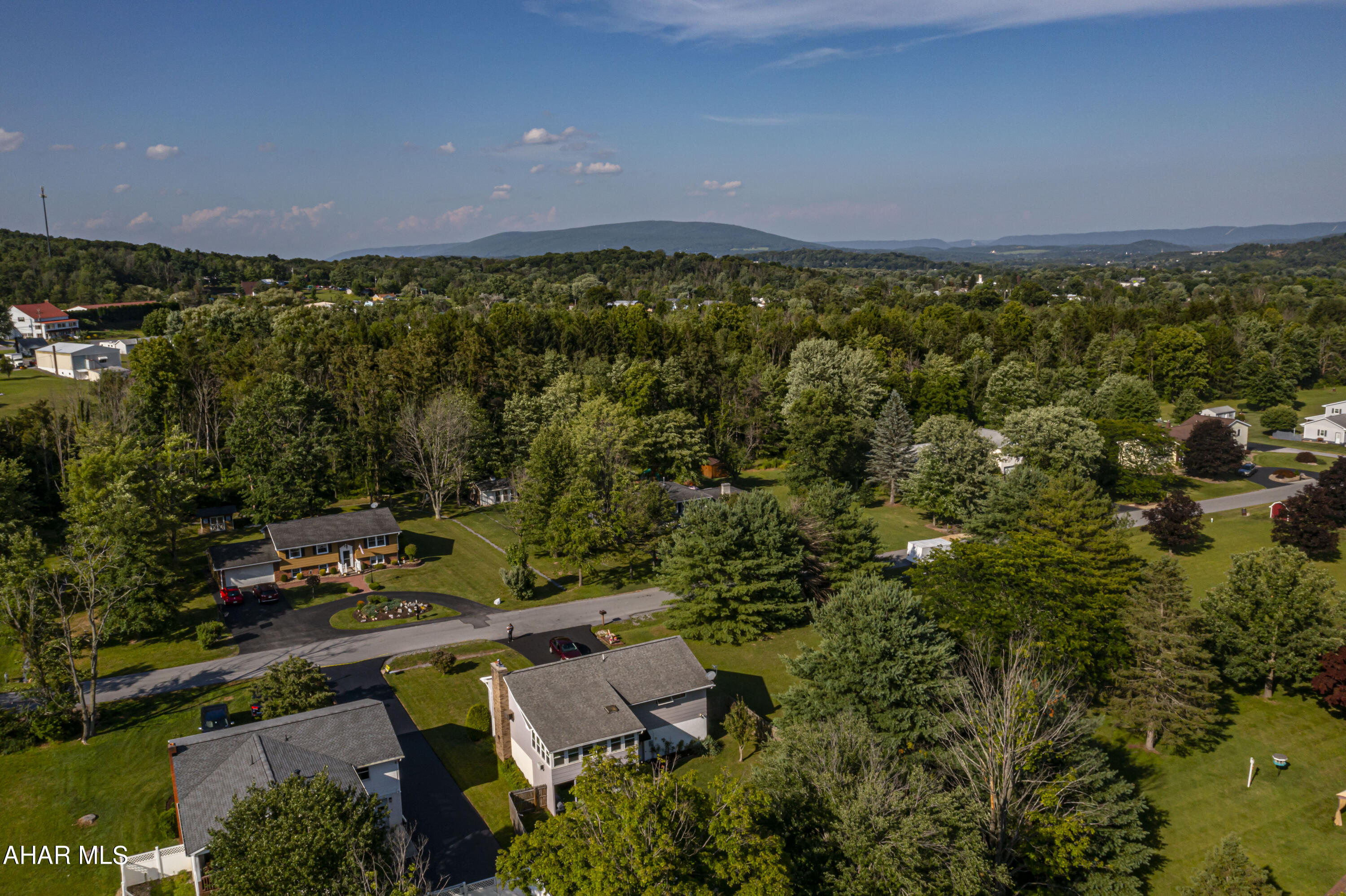 Foot of Ten - Residential