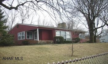 ONE STORY FRAM RANCH VERY NICE 2 BEDROOM RANCHER INGREAT LOCATION.  NICE SIZE ROOMS.  UPDATED KITCHEN AND BATH.  SELLER WILL WORK WITH BUYER ON REPAIR TO BASEMENT WALL.  DAVID MASONE HAS 1ST RIGHT OF REFUSAL.  ELECTRICAL AMPS TO BE EVALUATED.