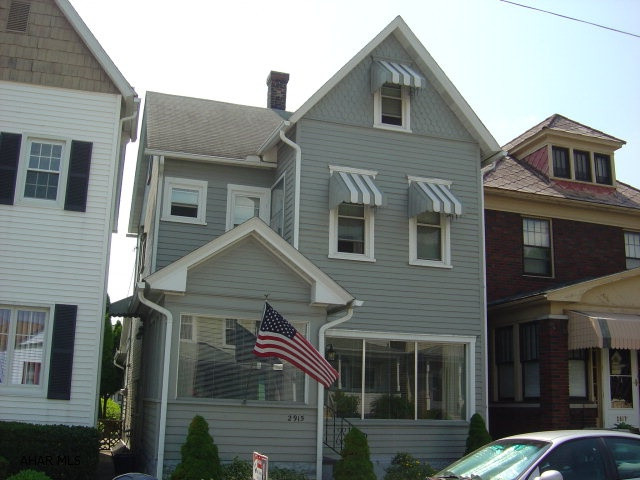 Move In Condition - 3/4 Bedrooms, 2 Baths, Living Room With FP - Columbia Park Area.