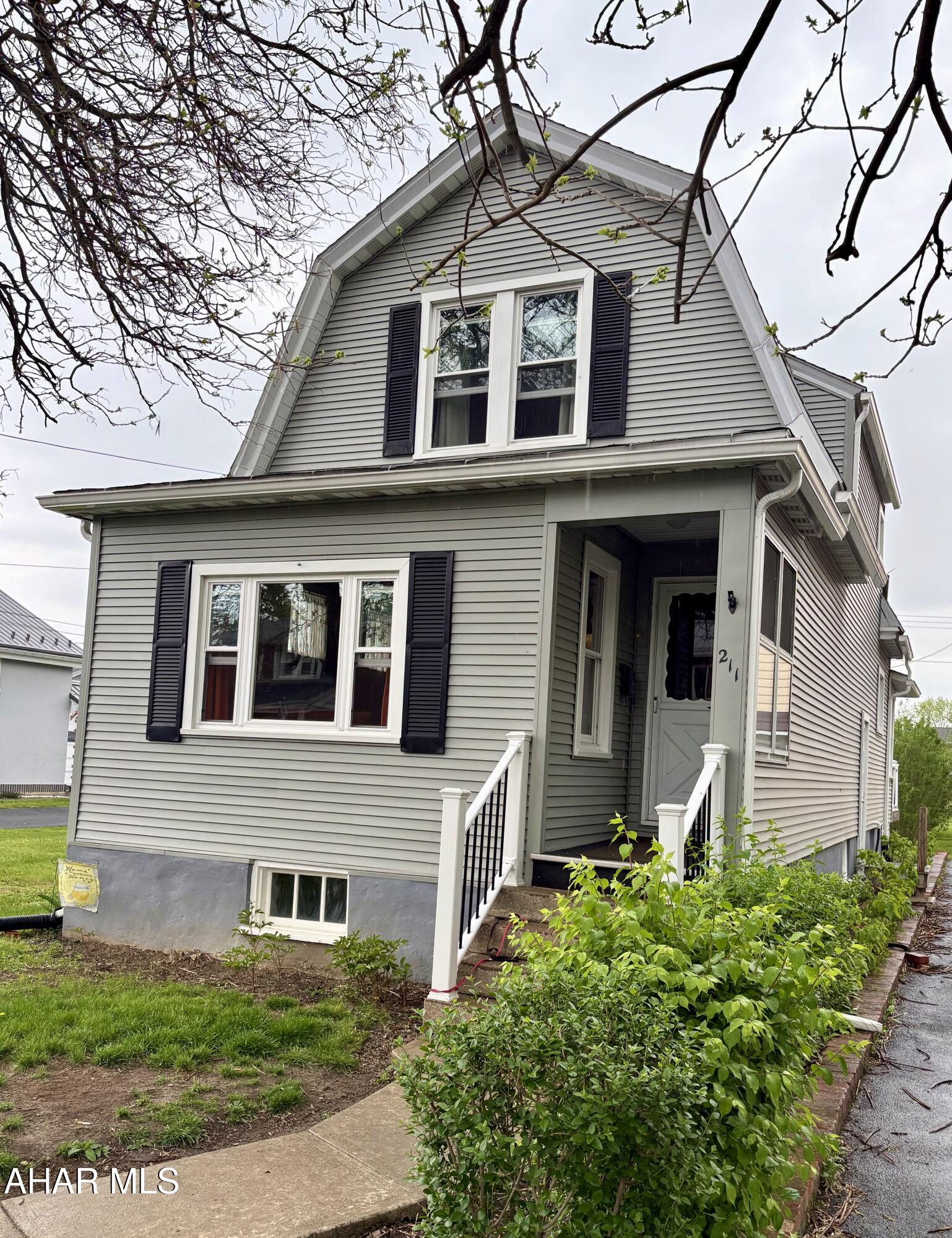 Garden Heights home has 3 bedrooms, 1.5 baths, kitchen island, first floor laundry and a beautiful double lot backyard with a deck. There is lovely woodwork throughout that makes this extra special.