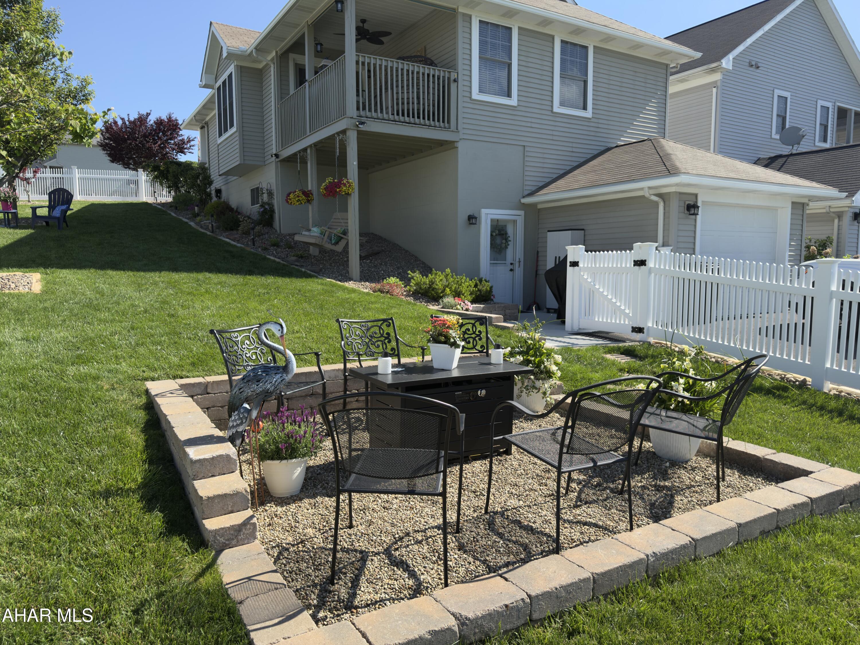 Holiday Hills - Residential