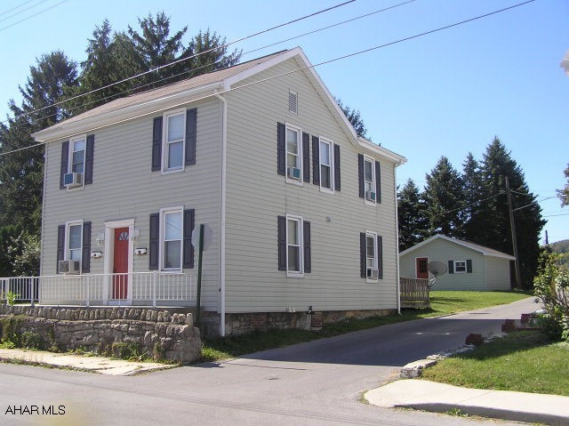 Nice Duplex - Each unit has 2 bedrooms, kitchen, living room, bath plus 2 car detached garage.  Owner pays water & sewer only!  Owner is related to Listing Agent.